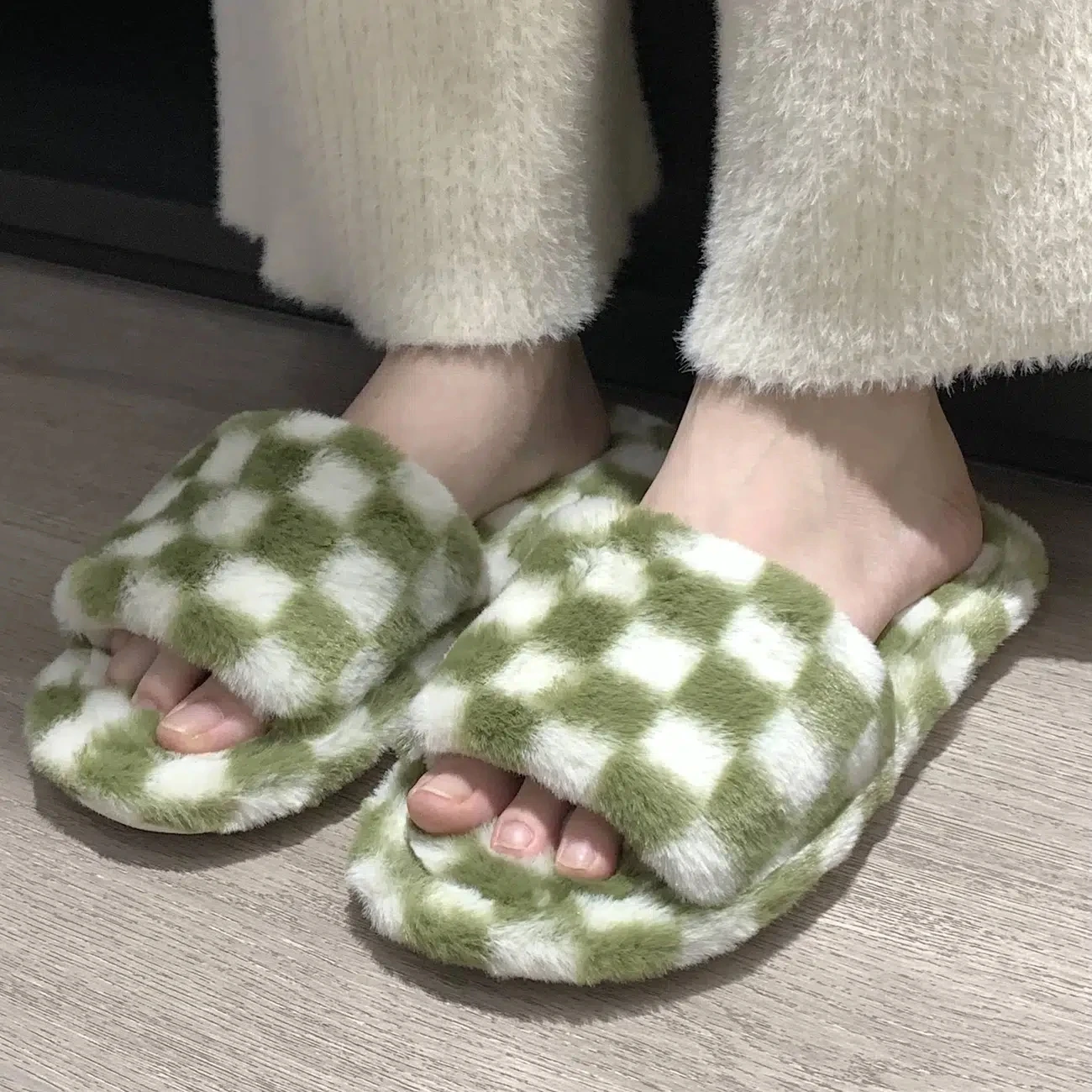 

Yasuk Autumn Winter Fashion Women's Casual Sweet Soft Indoor And Outside Home Warm Slippers Non-Slip Lovely Plaid Many Fleeces