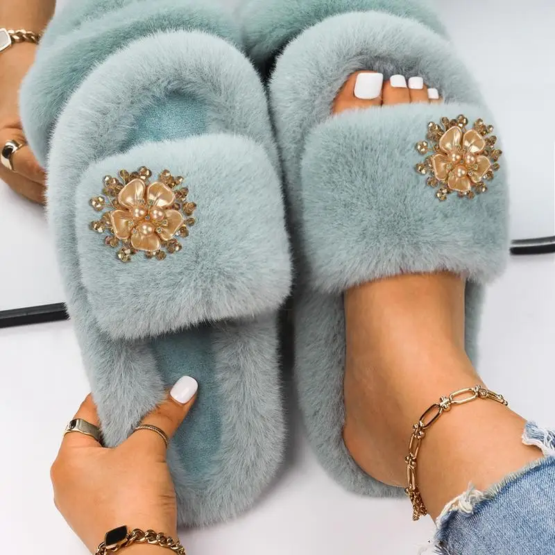 Women Winter Home Fur Slippers Indoor Warm Flower Decor Shoes Non-slip Soft Winter Faux Fur Slippers Bedroom Floor Shoes