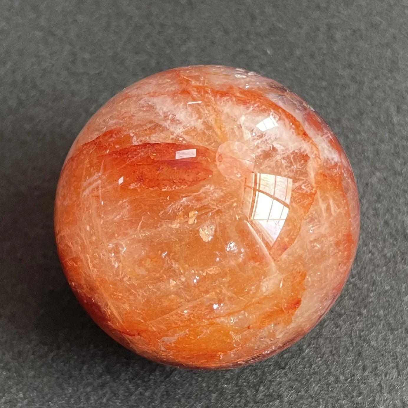 

148g Natural Stone Clear Quartz Sphere Rainbow Red Crystal Ball Rock Decoration Rough Polished Healing Y255