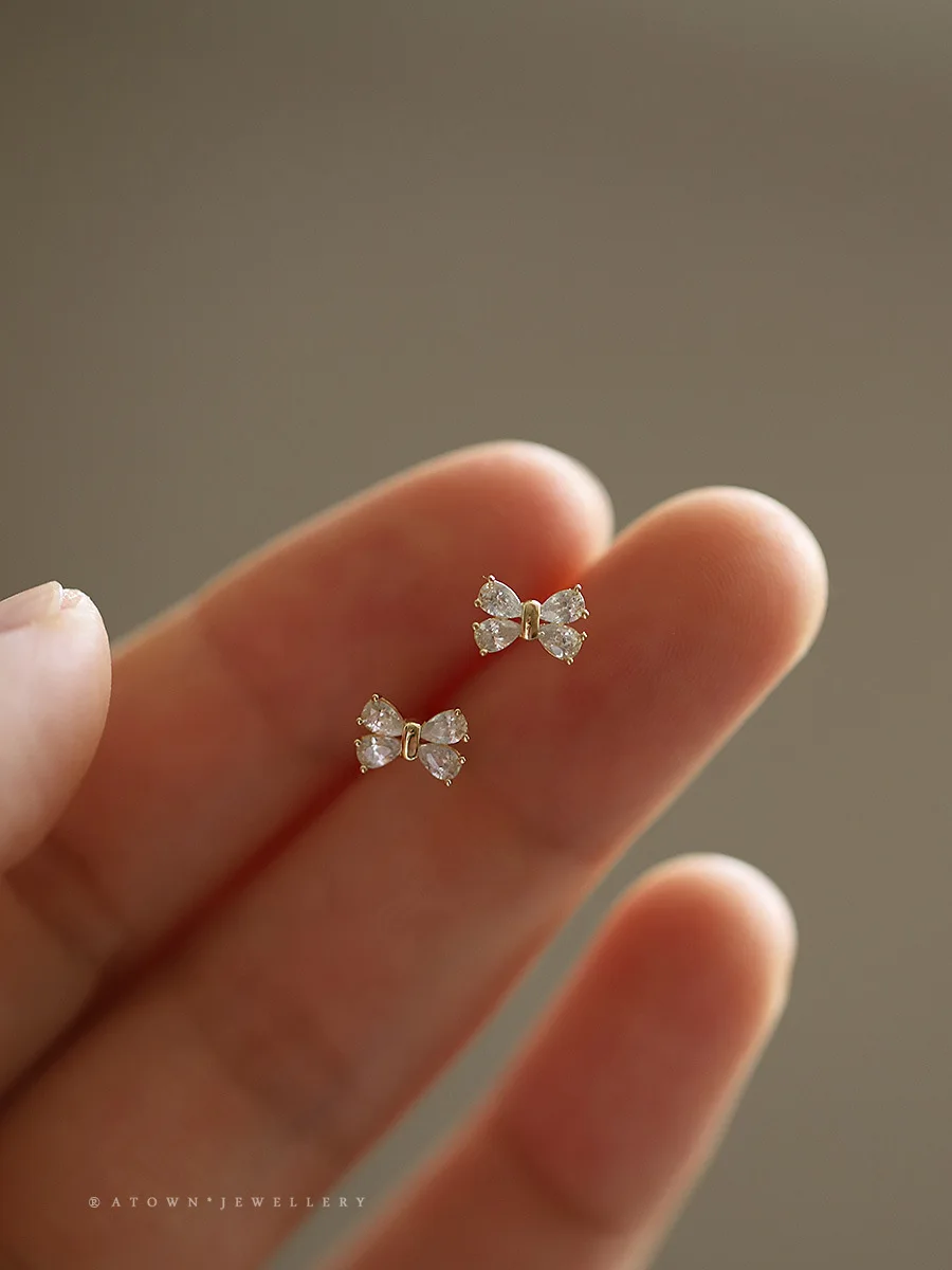 

S925 Silver Ear Nails Four Diamond Bow Knots Sweet Korean Design Mini Earrings Girlfriend Gift