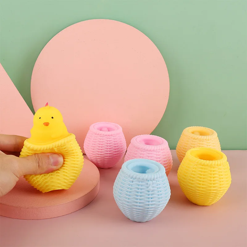

Funny Niele Decompression Chicken Cage Cup Toys Squeeze Carry Around Knead Pranks Jokes Tricky Toys For Kids Birthday Gift
