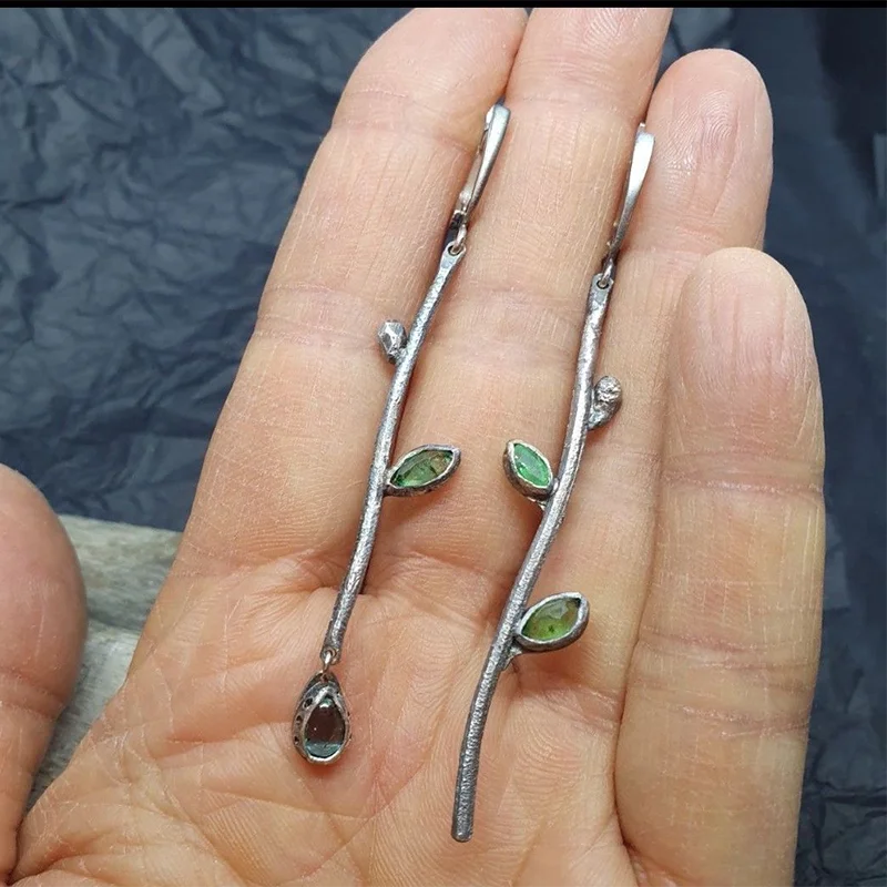

Boho Lovely Green Leaf Crystal Earrings Antique Metal Tree Branch Teardrop Blue Rhinestone Drop Earrings Jewelry New