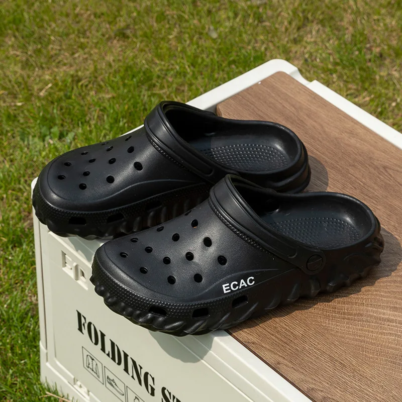 Фото Новинка 2025, женская летняя уличная пляжная обувь с допамином Crocs на морской платформе, сандалии увеличения №5