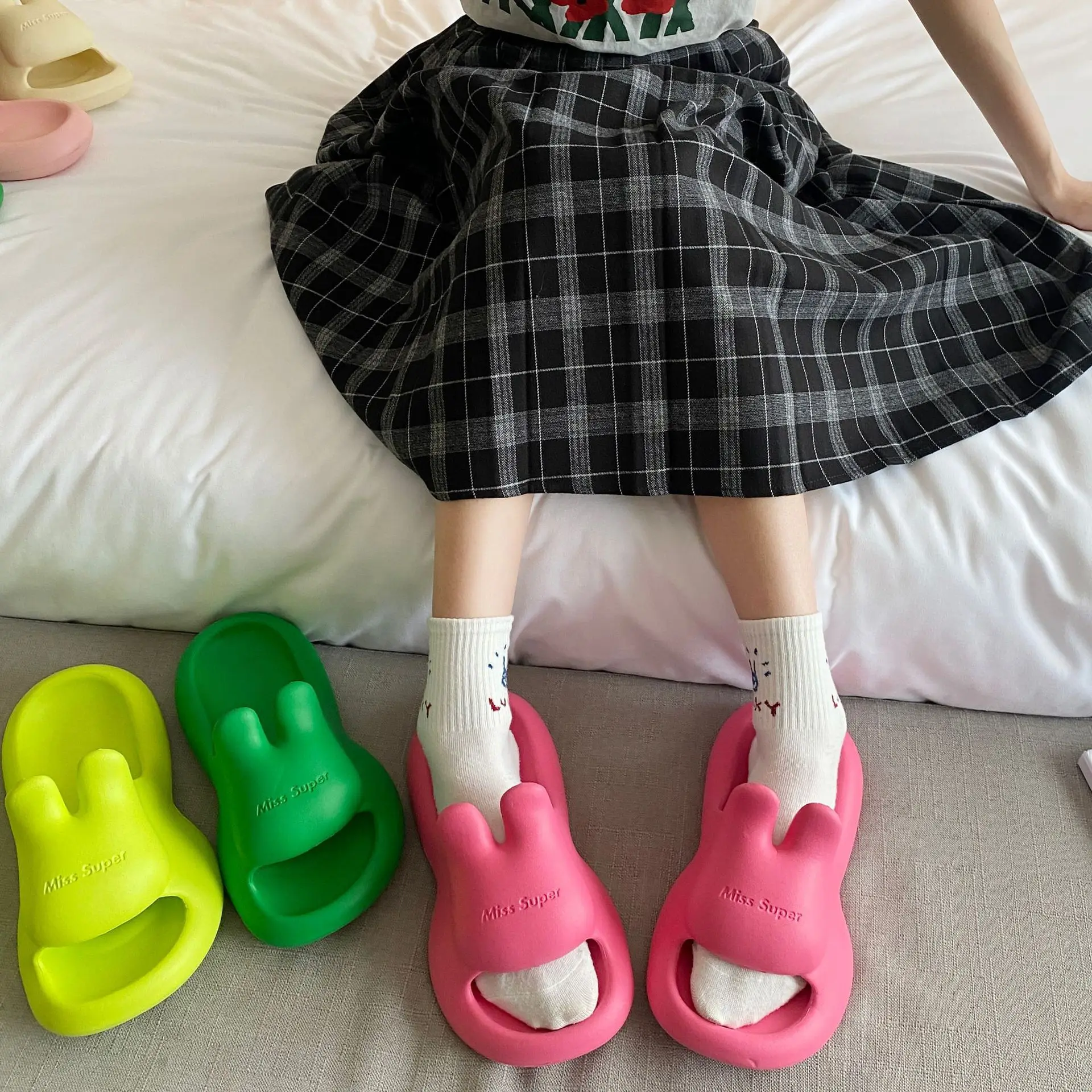 2023 Hot selling rabbit ear fashion trend summer sandals Women wear fashionable EVA anti-slip slippers outdoors
