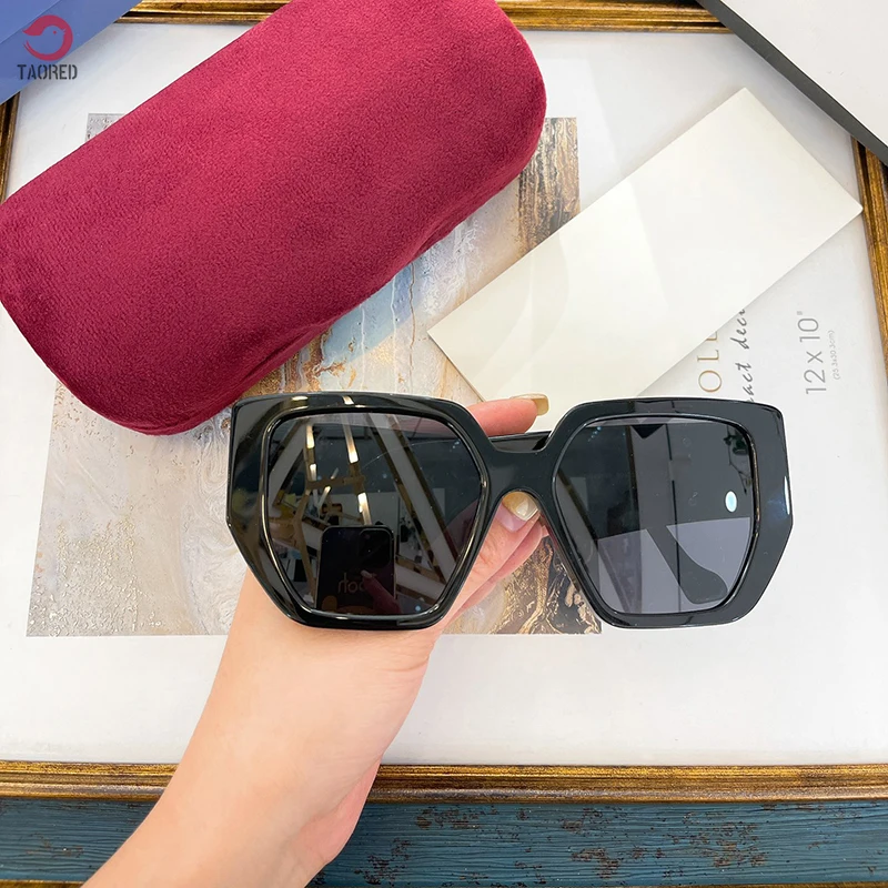 

Очки солнцезащитные женские в винтажном стиле, роскошные брендовые классические дизайнерские модные элегантные очки с квадратной оправой,...