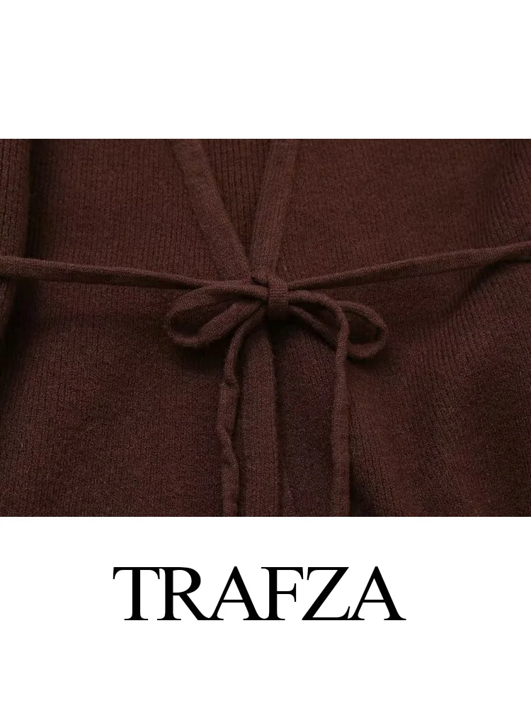 Женский осенний вязаный комплект из 2 предметов топ на шнуровке с V-образным