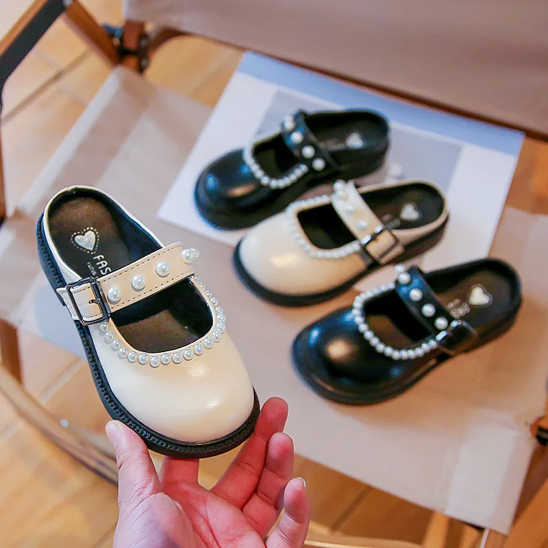 

Girls Leather Shoes 2022 Children Spring and Autumn New Soft Black Pearls Shallow Slippers Hook & Loop Kids Fashion Round-toe