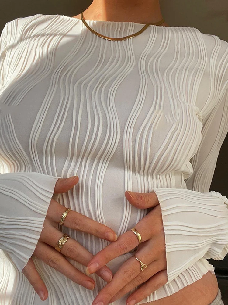 Женская футболка с длинными рукавами и круглым вырезом