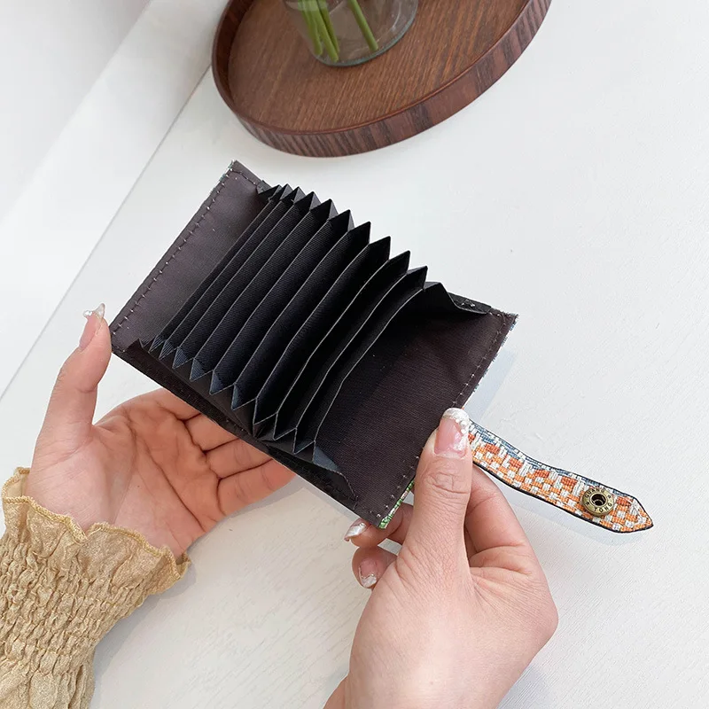 Женский кошелек в винтажном стиле новый для карт складной монет