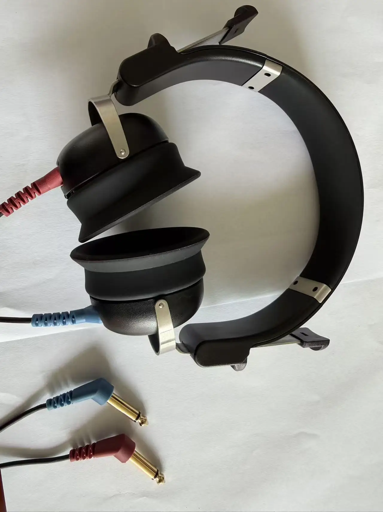 Фото Новый продукт Полный комплект наушников с воздушной проводимостью Аудиометр Наушники с обнаружением воздушной проводимости Аудиометр Слуховой аппарат №1