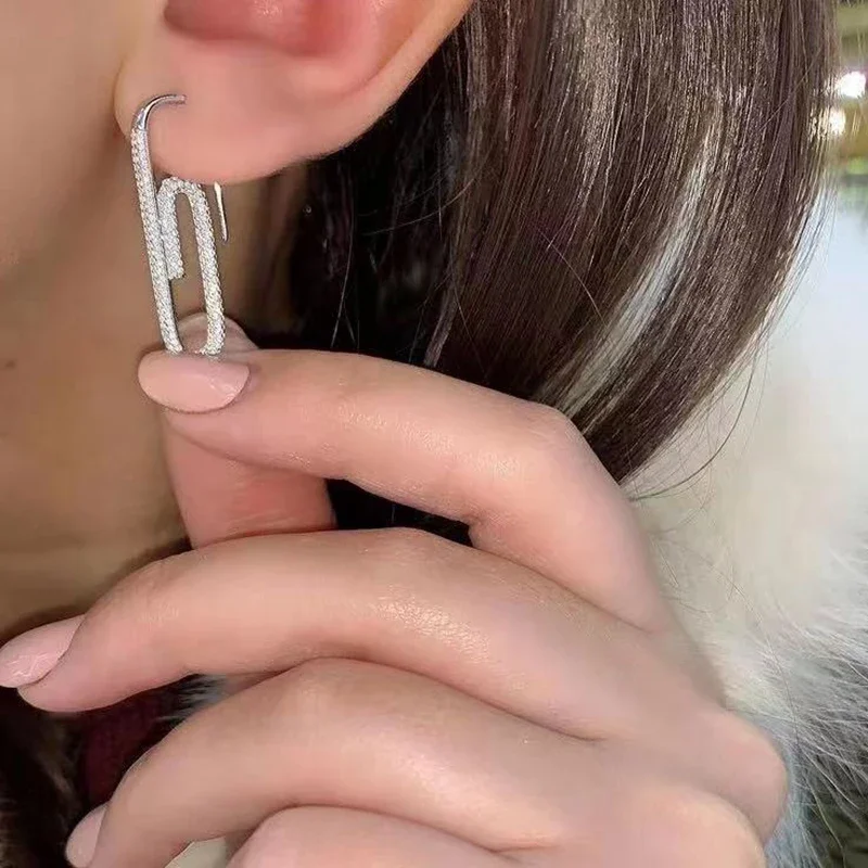 Женские серьги-гвоздики из серебра 925 пробы с геометрическим дизайном