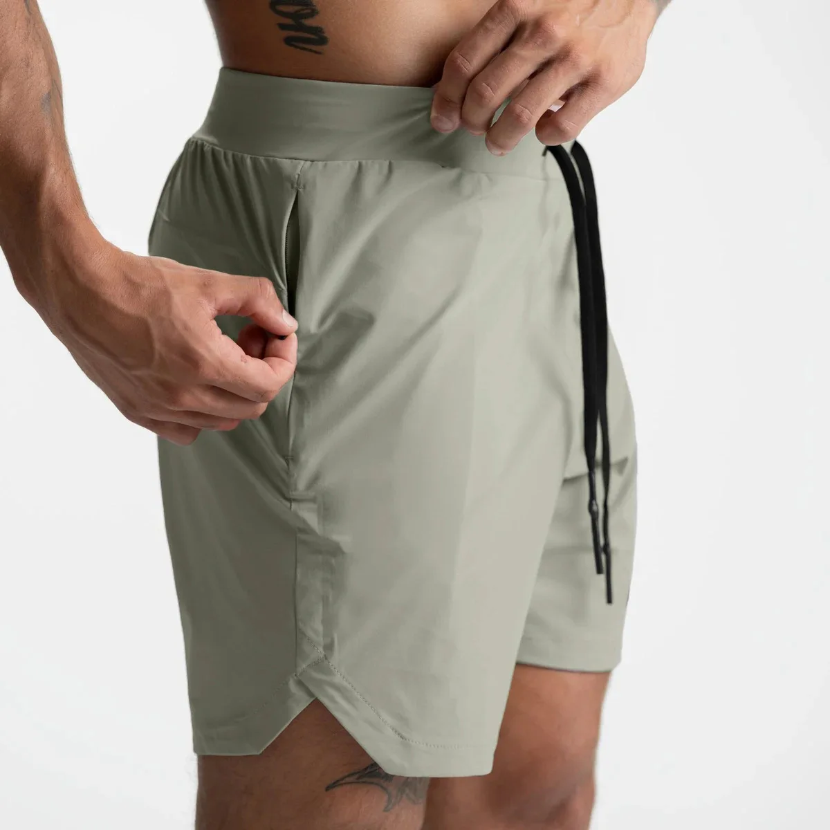 

Mens Breathable Running Shorts Orange Mesh Fitness Sports Leisure Workout Sport Pants Quick Dry Gyms Bodybuilding Shorts