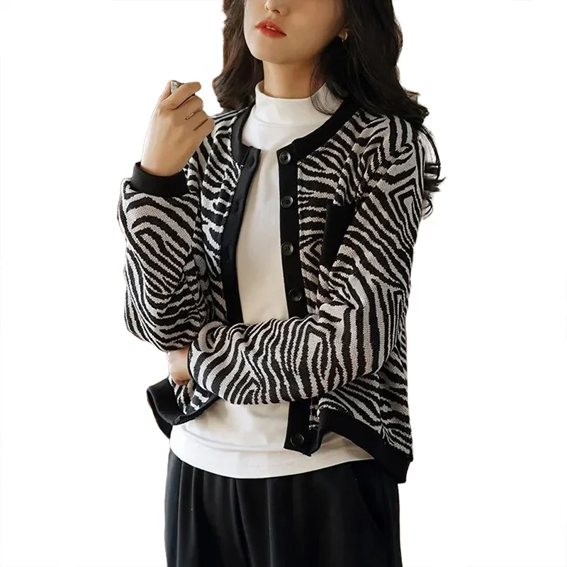 Укороченный хлопковый кардиган с рисунком зебры женские жаккардовые вязаные