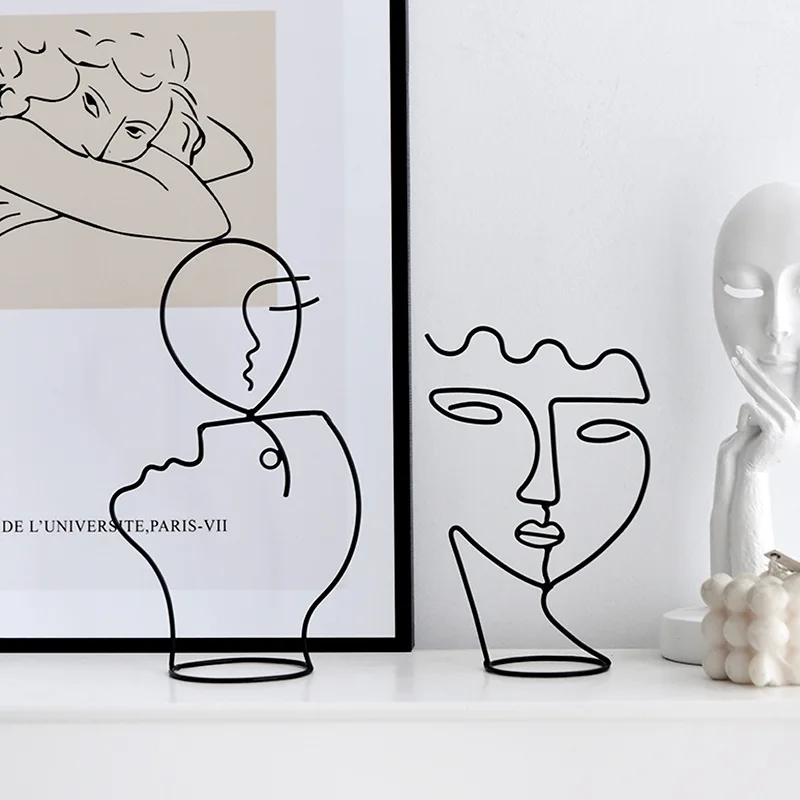 

Nordic Abstract Iron Art Ornament Face Figurines Vintage Jewelry Rack Handmade Statues and Sculptures Home Innovative Acessories
