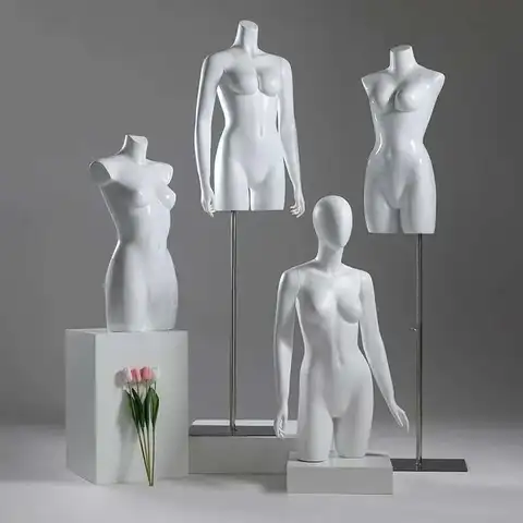 Шатырдағы жалаңаш суреттер