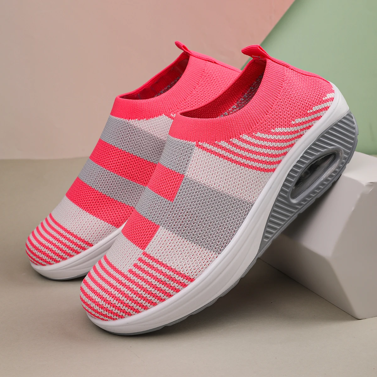Тренировочная обувь дышащие женские повседневные кроссовки с сеткой