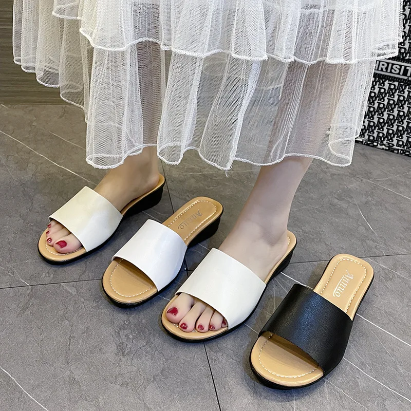 

Сланцы женские для бассейна, мягкая пляжная обувь на танкетке, шлепанцы в римском стиле, базовые, большие размеры, лето 2023