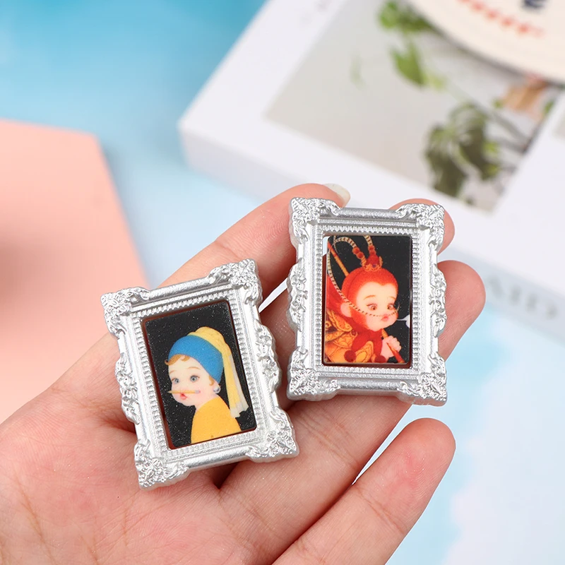 

1/12 Dollhouse Miniature Retro Picture Frame Mini Resin Photo Frame Simulation Scane Kids Toys Gift