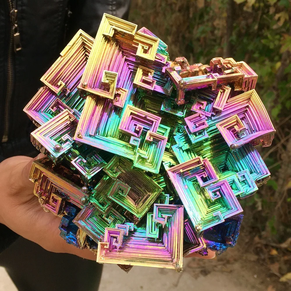 

Bismuth Crystals Bismuth Bi Metal Crystal Rainbow Bright Metal Mineral block hole office degaussing ornaments