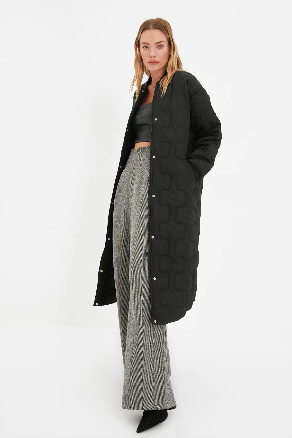 

Trendyol Long Quilted Coats TWOAW22MO0433