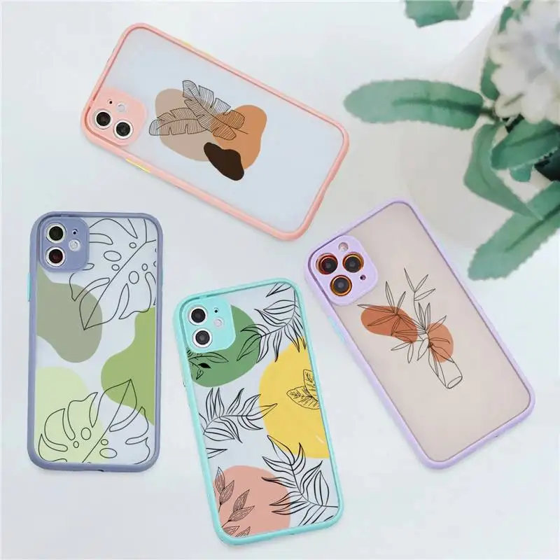 

LVTLV Simple Plum Blossom Leaf Phone Case for iPhone X XR XS 7 8 Plus 11 12 13 pro MAX 13mini Translucent Matte Case