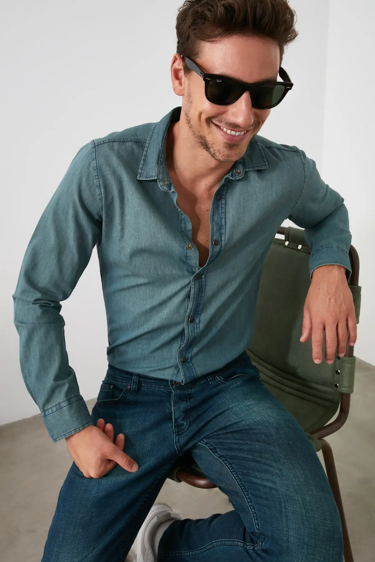 

Navy Men's Slim Fit Jean Men's Jeans 2021
