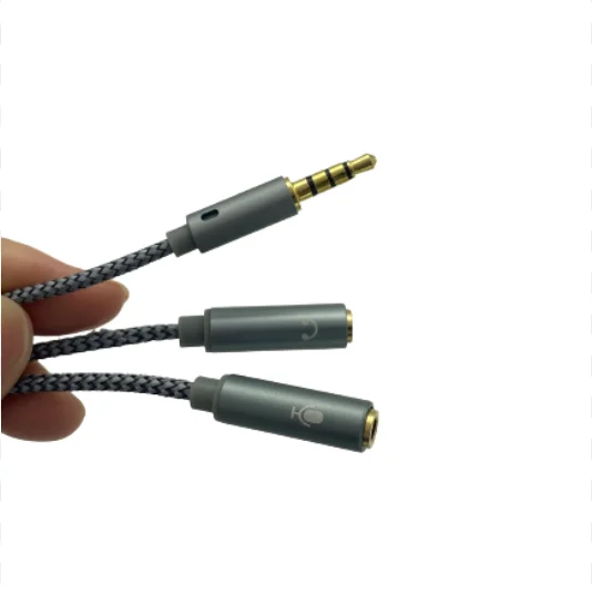 

100pcs3.5mm audio adapter 2 in 1 audio stereo headset microphone 1 / 2 audio / video cable