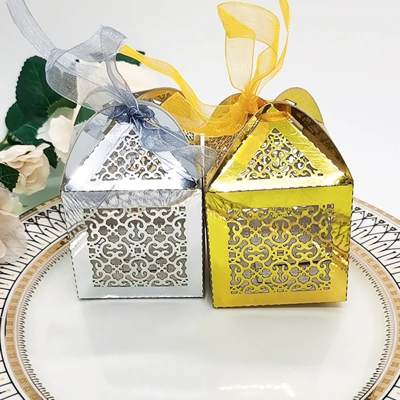 

Exquisite Candy Box With Ribbon Guests Gift Boxes Packaging Bag Wedding Baby Birthday Baptism Mariage Party Supplies Wholesale