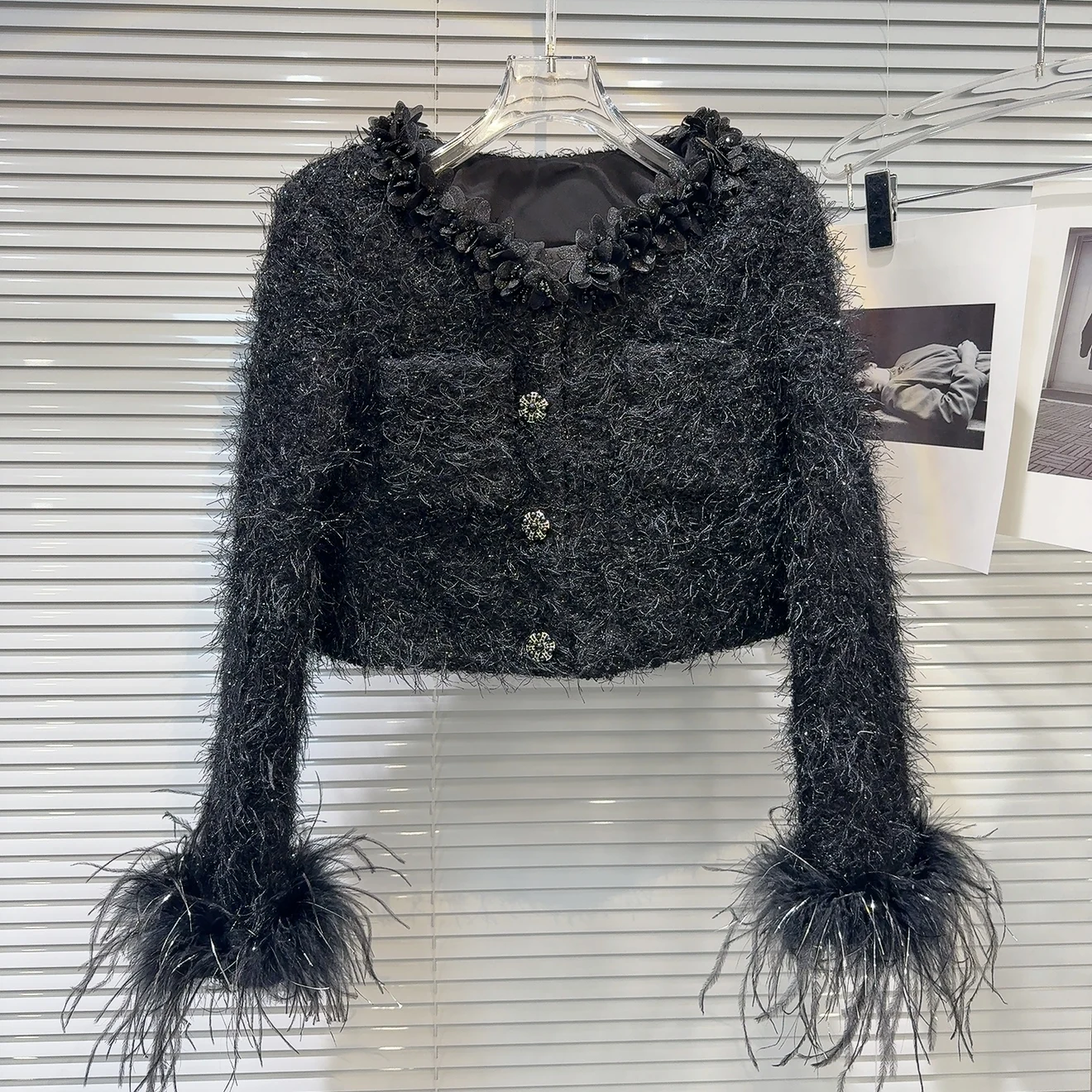 Та же модель что и Online Celebri 2024 осеннее новое изящное шерстяное короткое пальто с