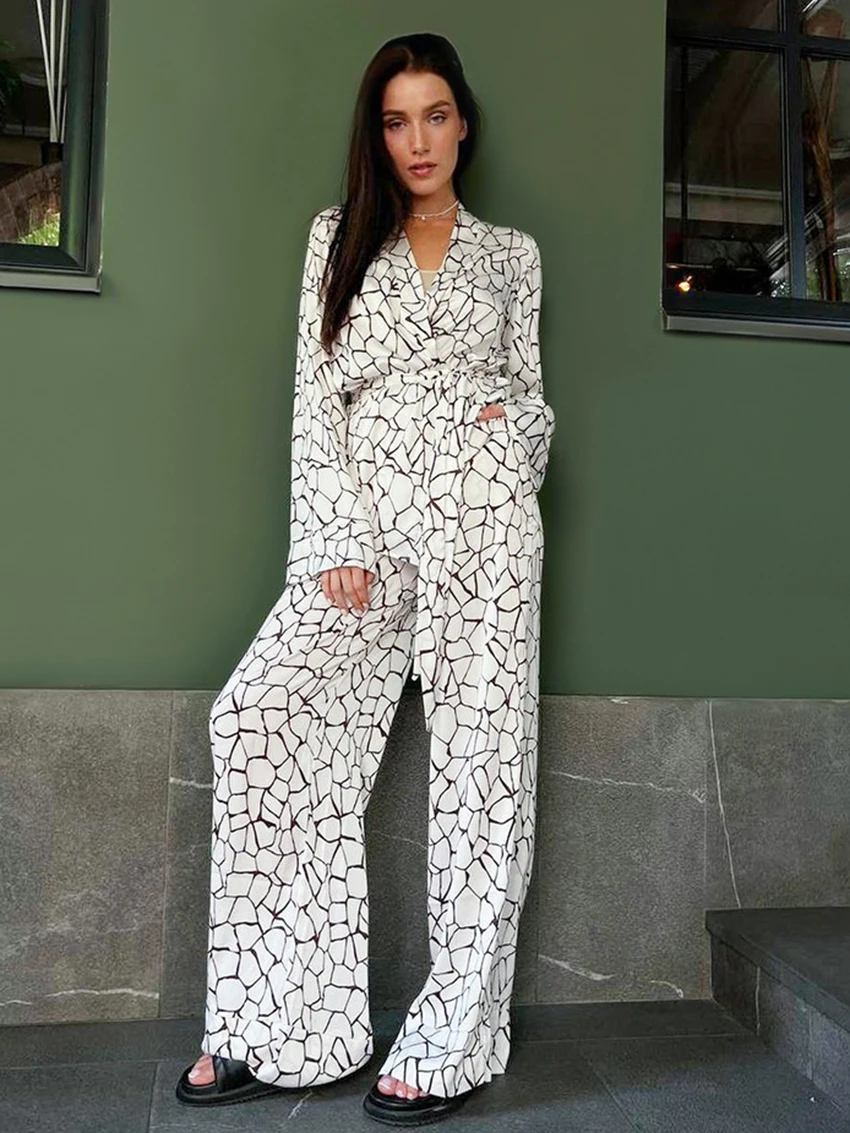 

Свободная Женская пижама Marthaqiqi, пикантная женская пижама на шнуровке, ночная рубашка с длинным рукавом и штаны, зимний женский комплект ночной рубашки