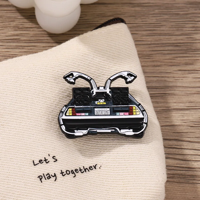 

Retro Time Machine Pins Outa Time Pins Accessories Clothing Backpack Alloy Brooch Enamel Lapel Pins Badge Wholesale