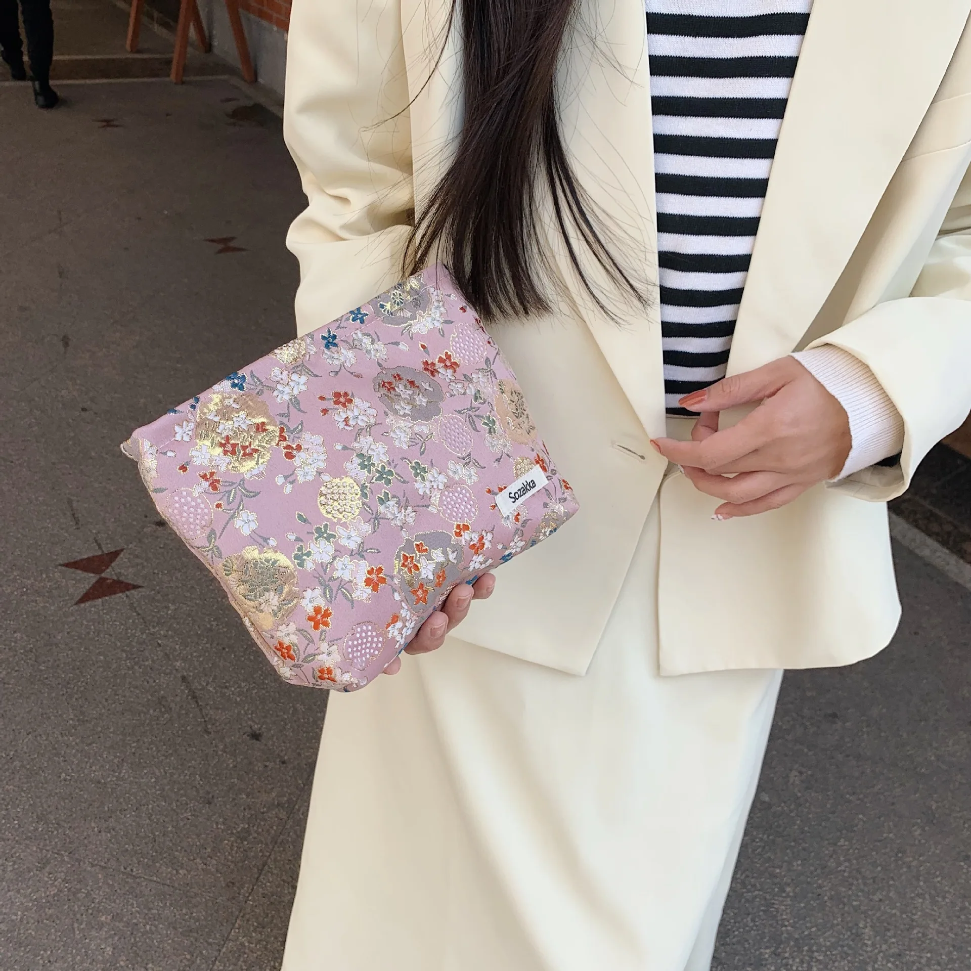 Women Retro Makeup Storage Bag Flower Cosmetic Necesserie Organizer Travel Toiletry Bags Cute Pencil Case |