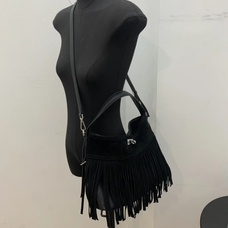 Высококачественная сумка-мессенджер с кисточками в стиле ретро 2024 осенне-зимняя