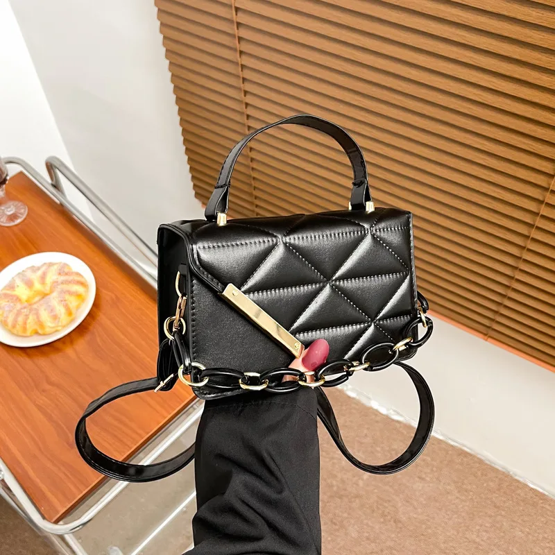 

Contrast color Flap Armpit bag 2022 Winter New High-quality Woolen Women's Designer Handbag Chain Shoulder Messenger Bag Purses