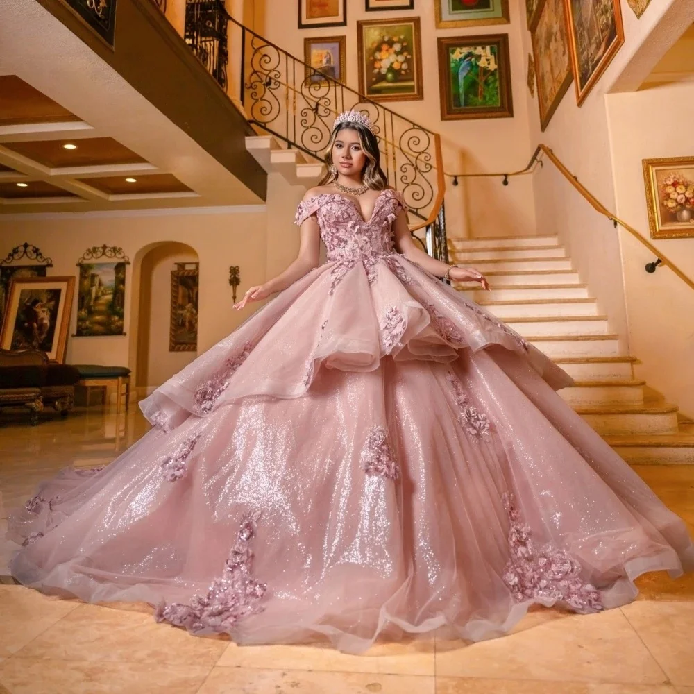 Фото Розовые платья Quinceanera, бальное платье с открытыми плечами и аппликациями, милые платья 16, 15 лет, по индивидуальному заказу №1