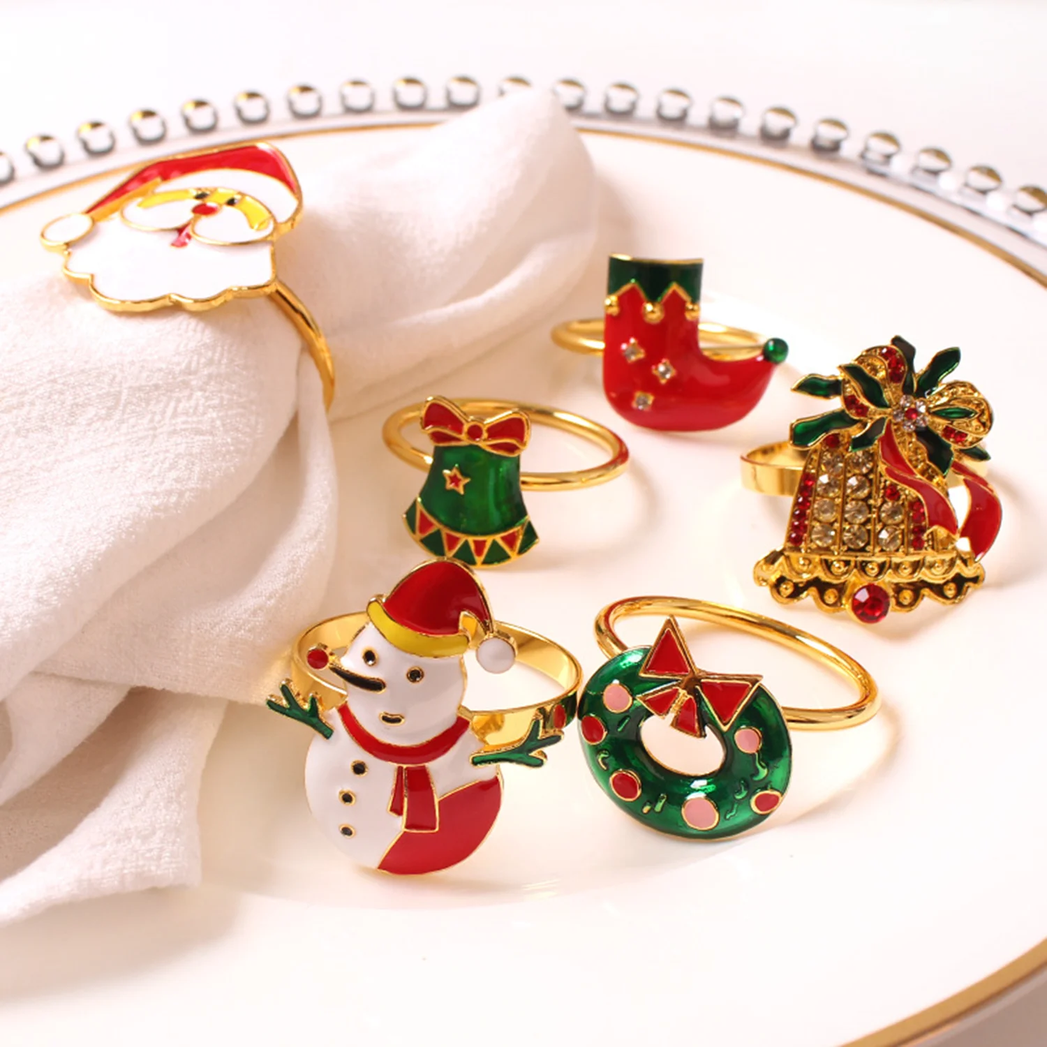 

Christmas Napkin Rings Restaurant Hotel Wedding Party Mouth Cloth Napkin Holder Buckle Kitchen Table Linen Accessories 2022 New