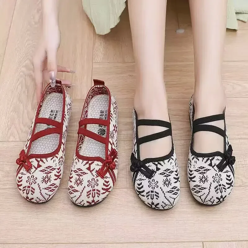 Женские модные милые легкие весенние нескользящие туфли на плоской подошве с