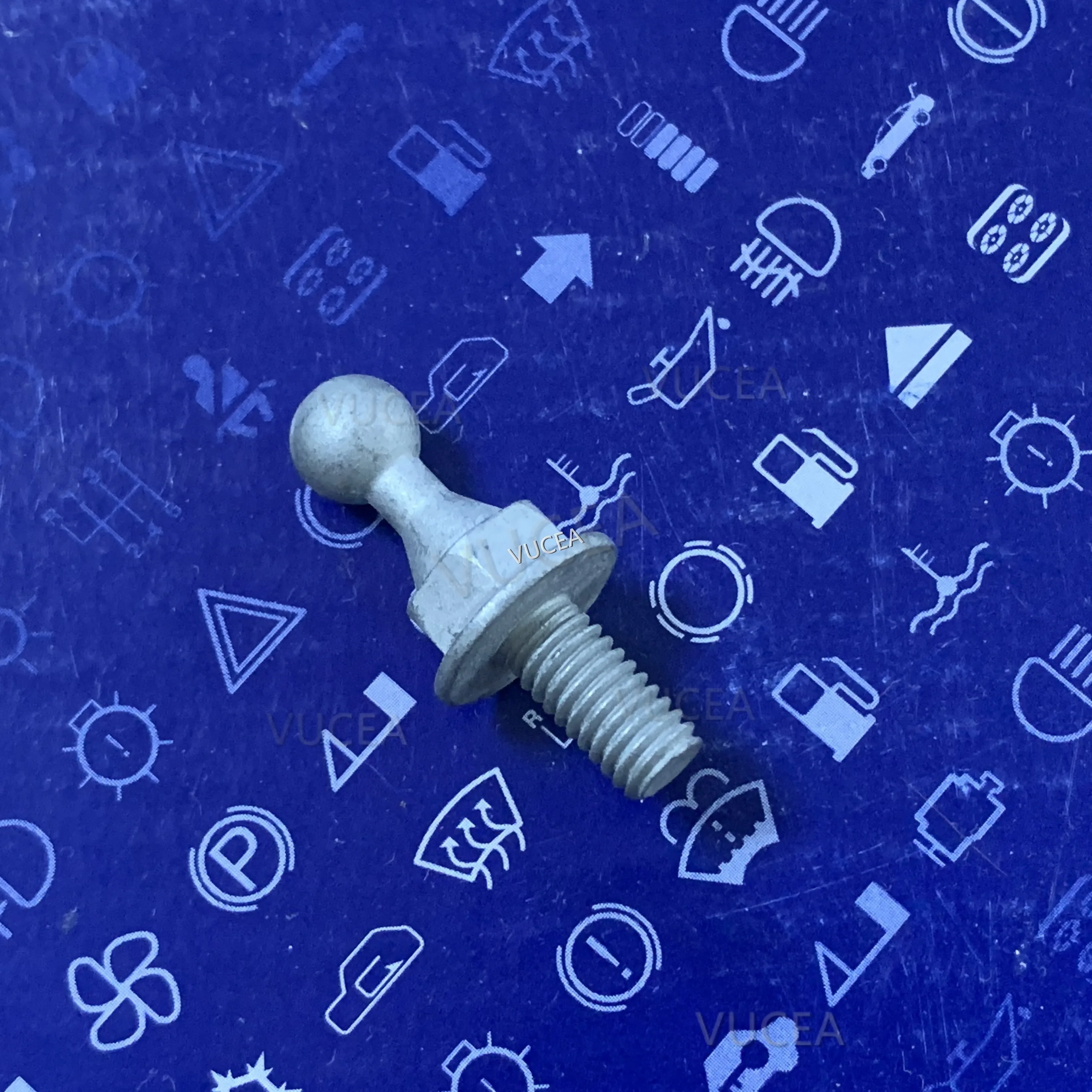 

COVER ASSY-ENGINE BOLT BRKT-ISOLATOR For i30 i40 Creta IX25 1.6 For Kia RIO OEM 29243-2B400 29243 2B400 292432B400