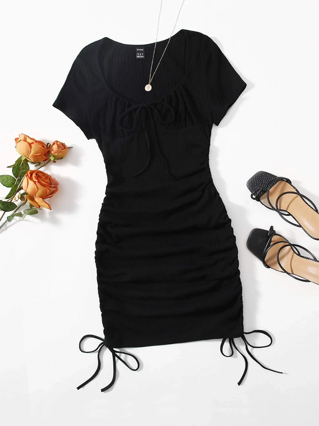 

Ruched Drawstring Side Bodycon Dress