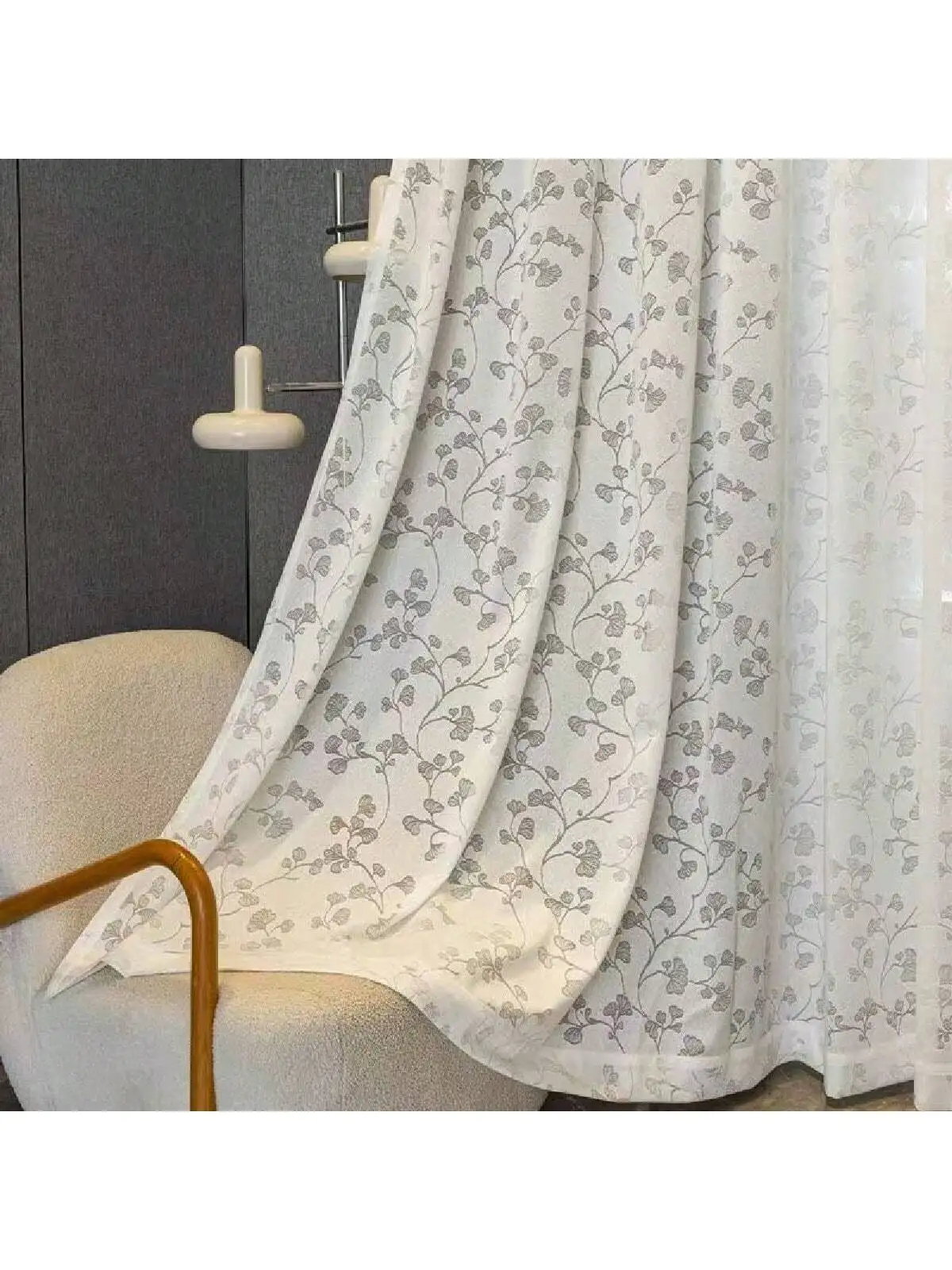 Плотные прозрачные занавески в идиллическом стиле с цветочным узором