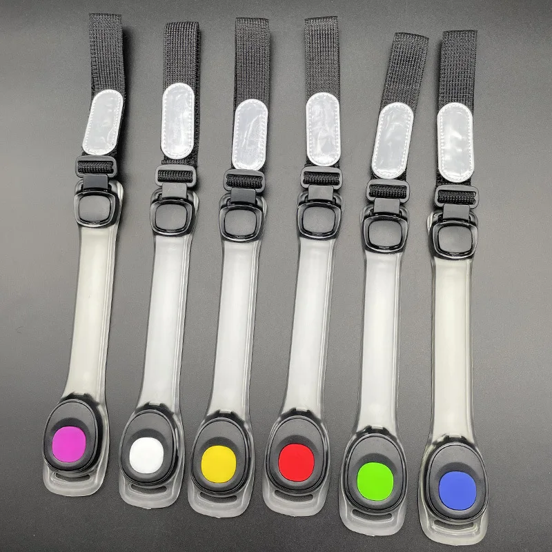 Рисунок 5 - Светящиеся браслеты