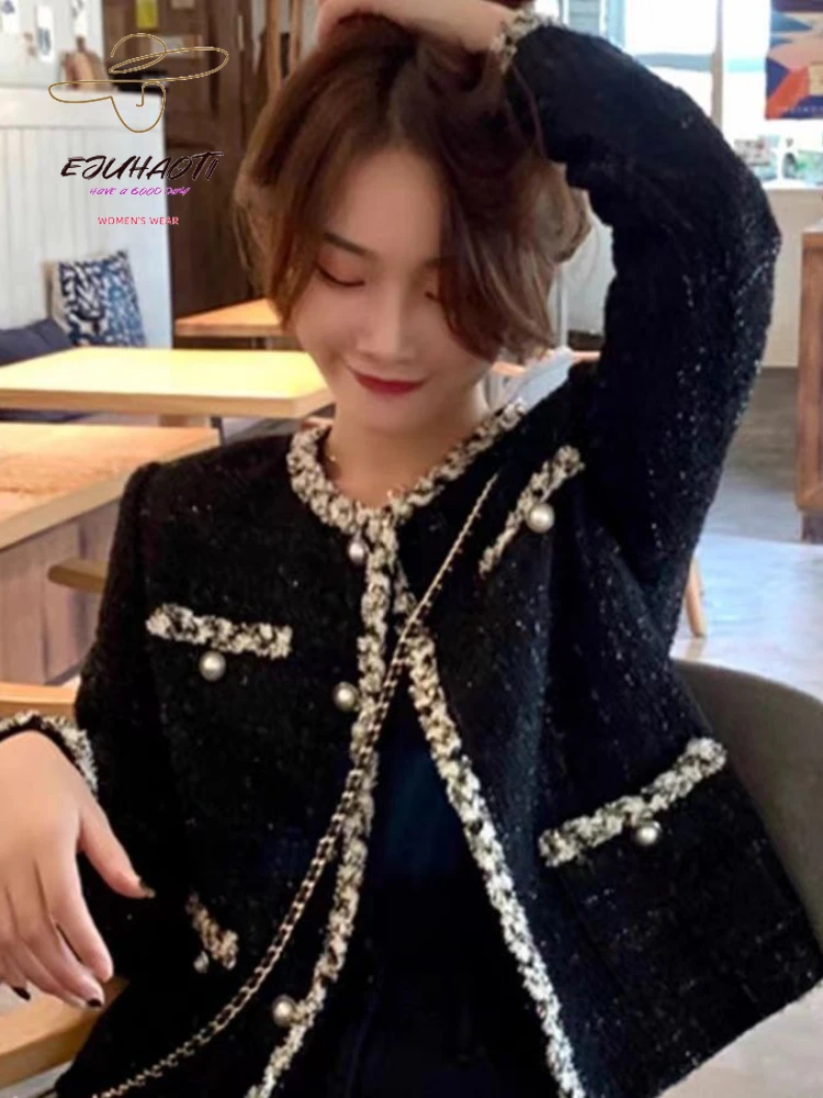 

Женская куртка, французское маленькое ароматизированное пальто, новинка осень-зима 2023, универсальные свободные короткие Стильные топы, корейская модная женская одежда