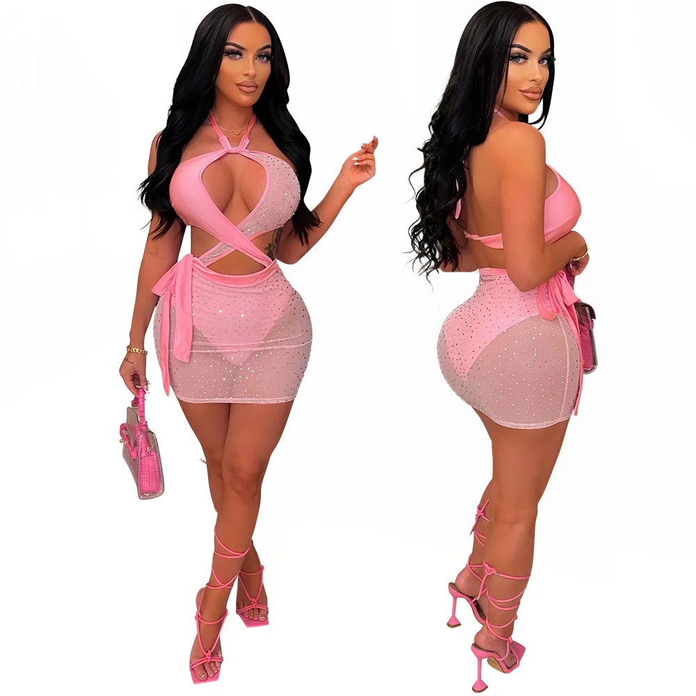 

Женское платье с вырезами, с вырезом-лодочкой