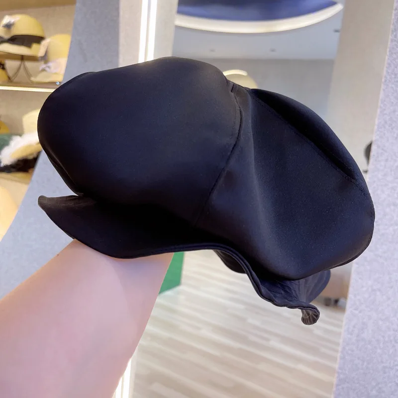 

202306-xx-новая модная шапка в форме Медузы для моделирования в виде облака, сатиновый блеск, черная искусственная берет, женская шапка для отдыха, художника