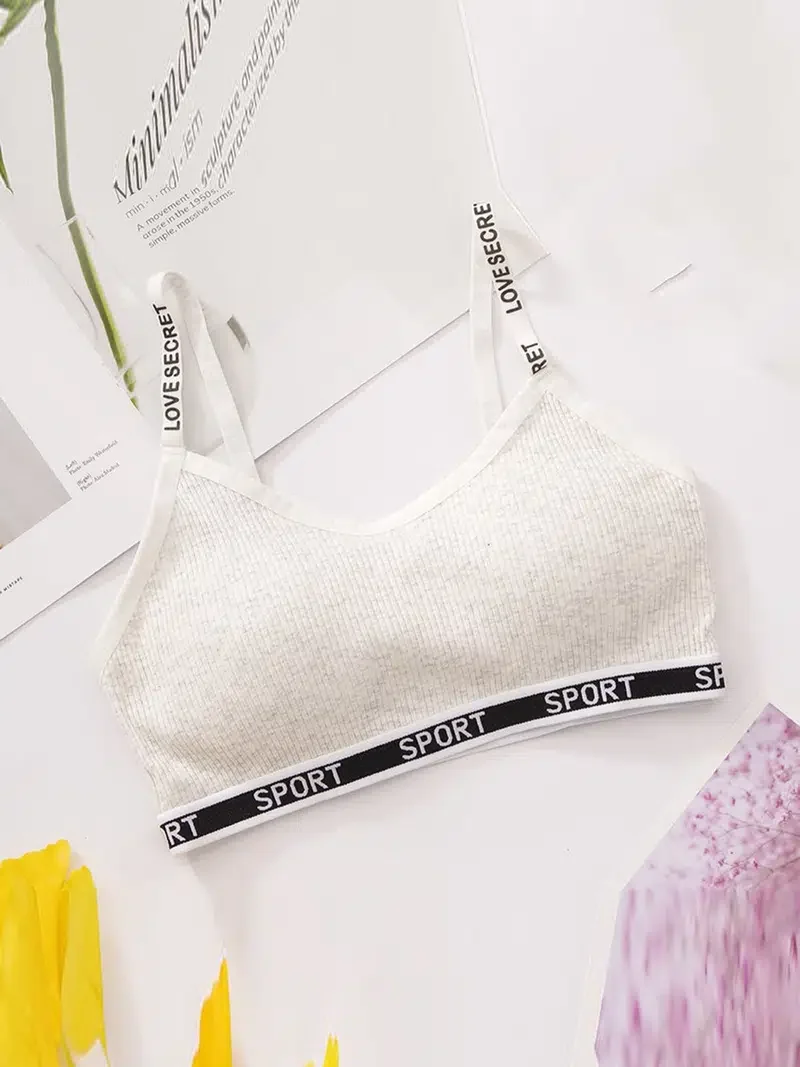 

Women's Solid Color Letter Print Striped Rib Cut Out Back Sports Bra