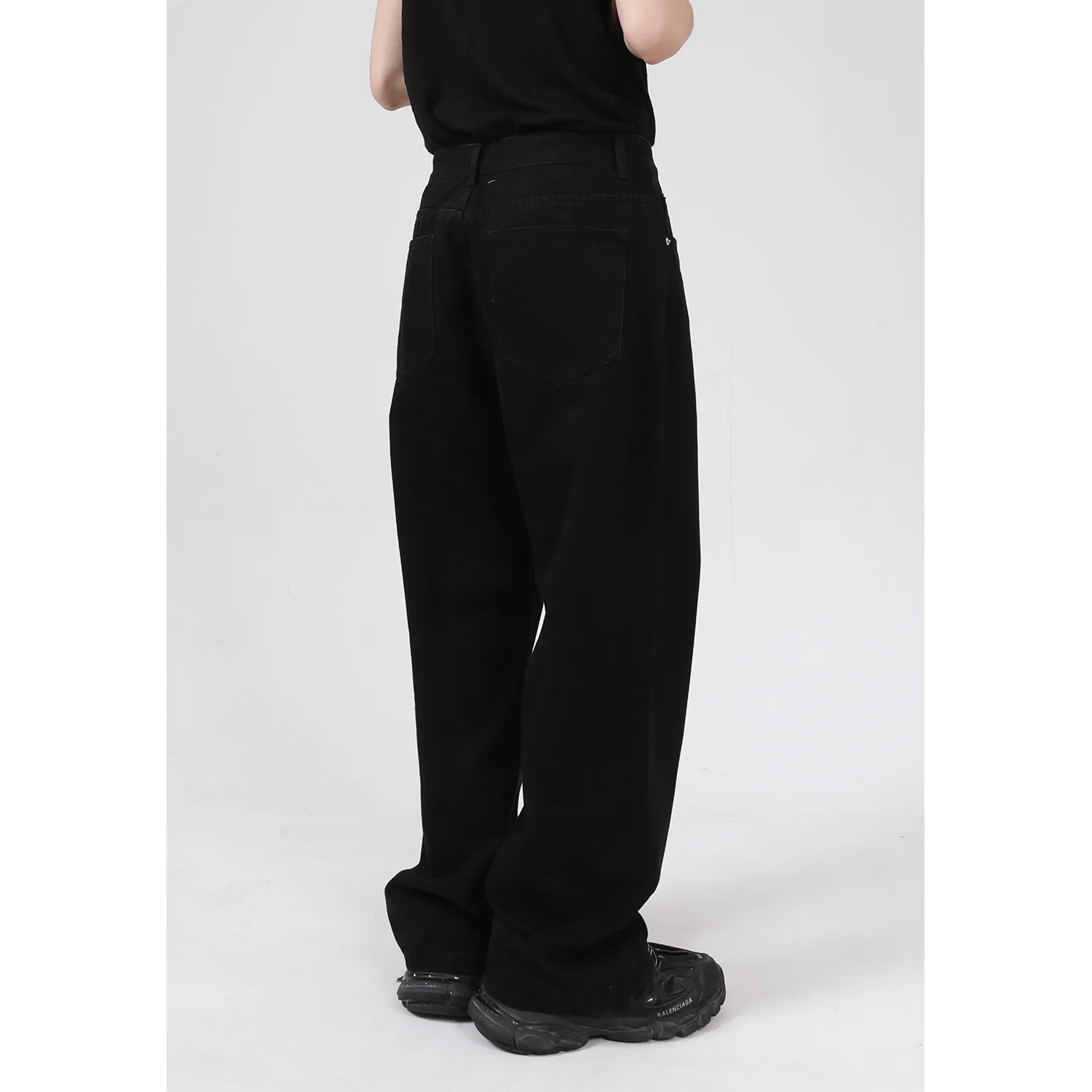 Four Seasons Men's Jeans Straight Loose Black Men's Wide Leg Pants Fashion Streetwear Korean Trend Men Ins Hot Sale Baggy Jeans