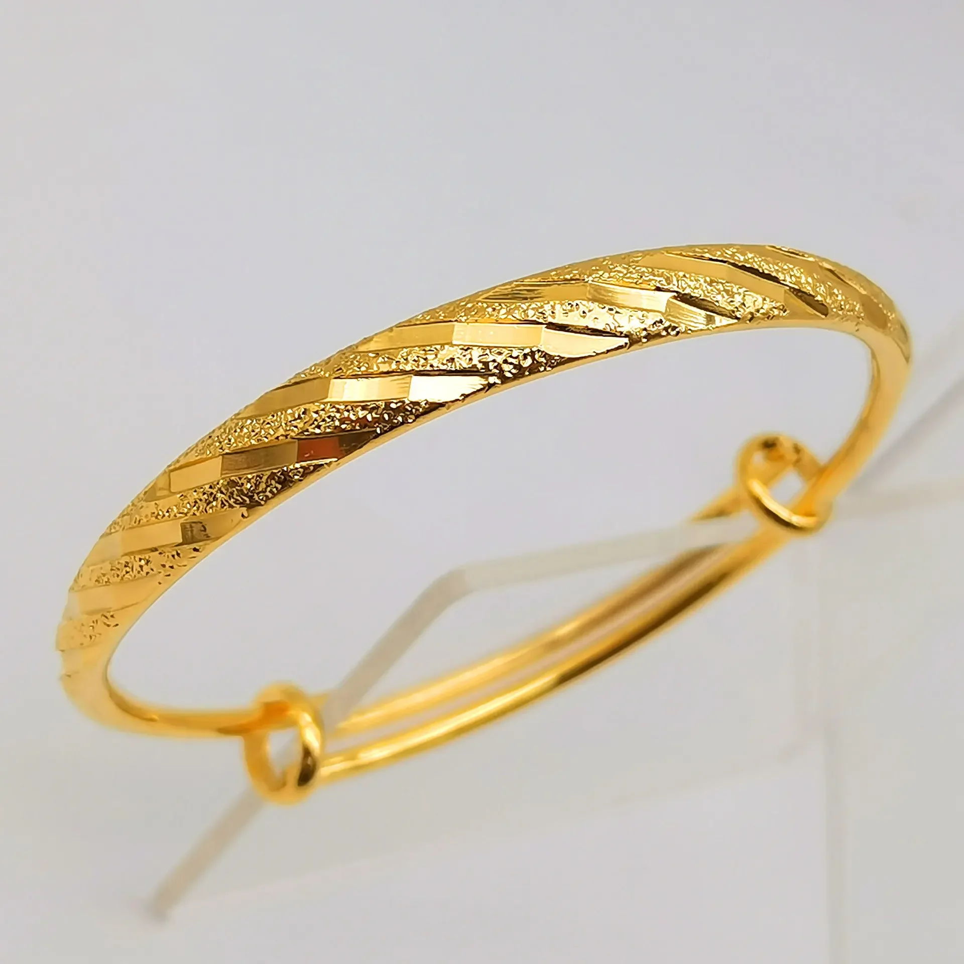 Классический модный браслет с гладкой поверхностью и звездным небом идеальный