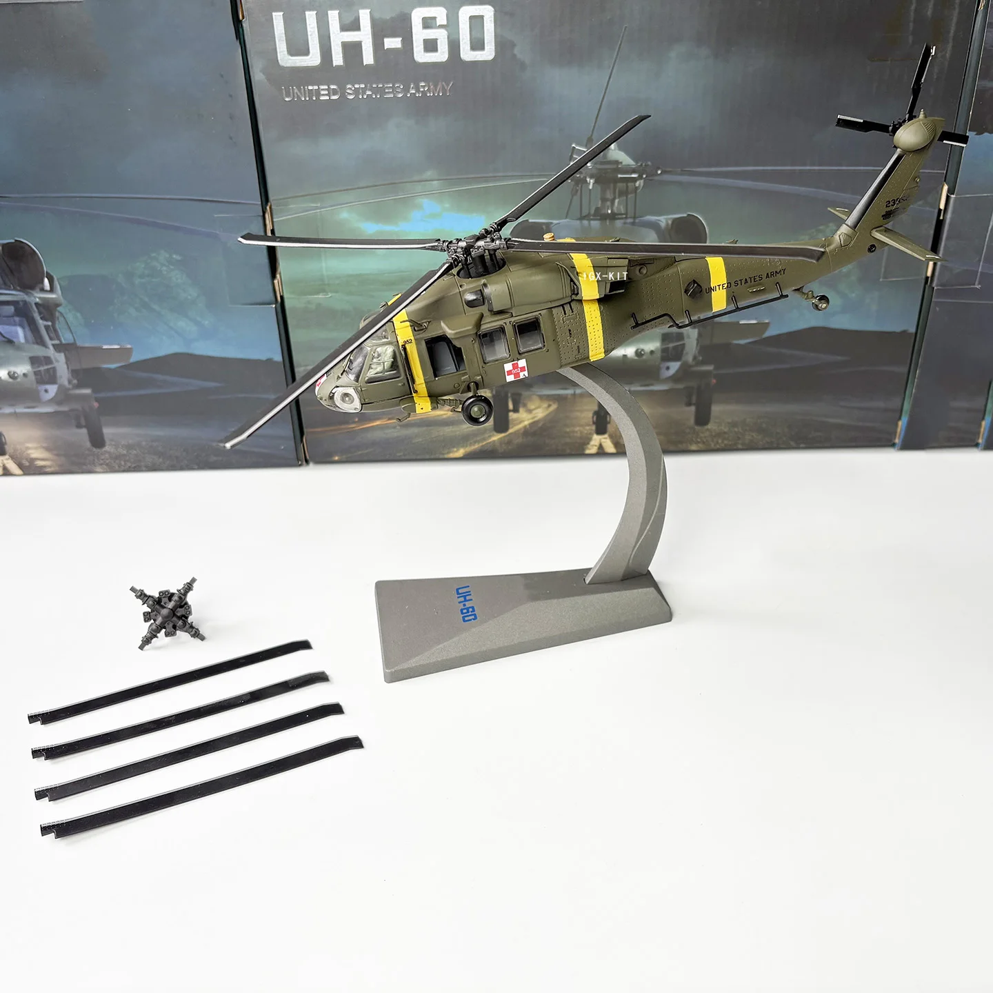 Масштабная модель вертолета UH-60 Black Hawk США 172, готовая коллекционная модель военного самолета, сувенир, подарок (art.: 3920dad117ee2) - 3920dad117ee2