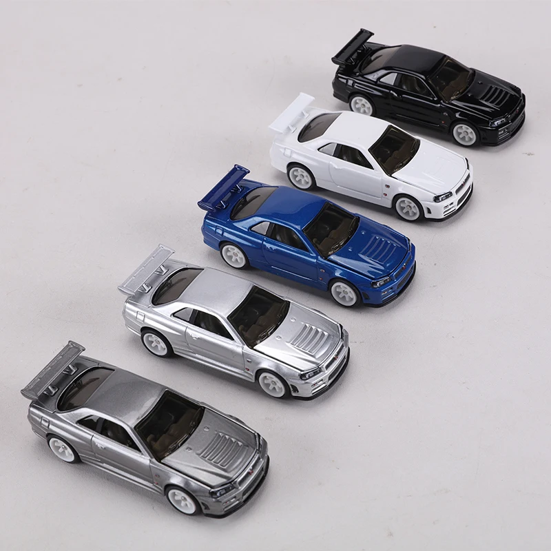 Фото Модель ZZC 1:64 GTR R34: литая под давлением модель автомобиля из сплава, с открывающимся капотом №4