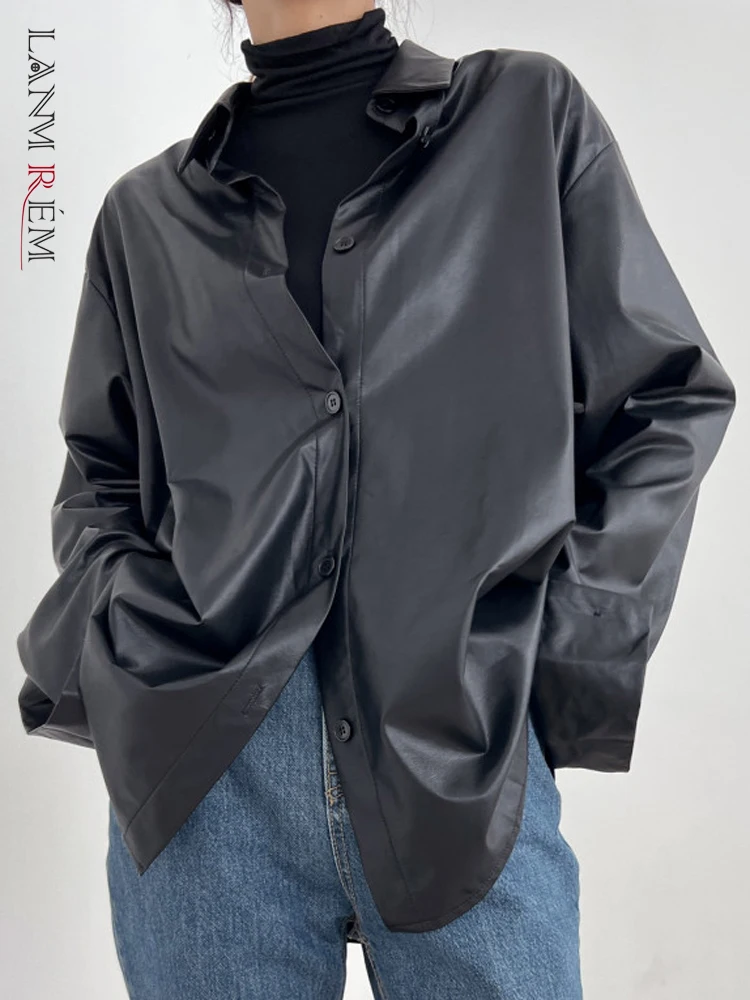 

[LANMREM] Lapel PU Leather Elegant Shirts For Women Long Sleeve Single-breasted Loose Female Solid Blouse 2023 Autumn New 26D419